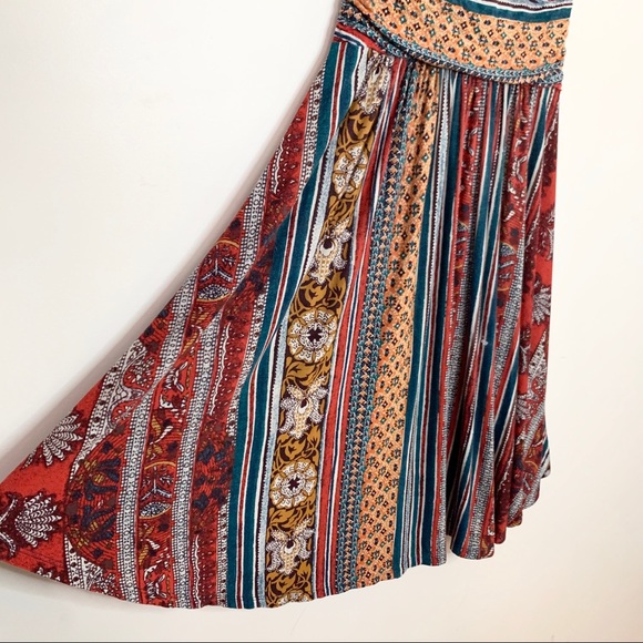 ANTHRO MAEVE Tamera Wrap Dress in Red Motif - Picture 5 of 14